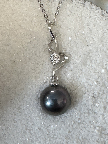 Crystal Rhythm Pendant