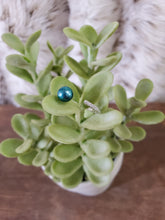 Load image into Gallery viewer, Classy Chic Wrap Ring