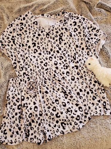 Leopard Sleeper Set