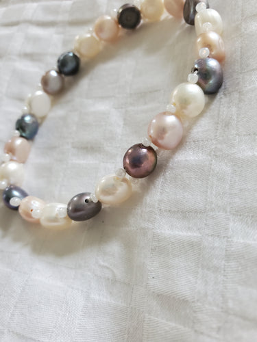 Pearl Strand Bracelet (Classic Lavender)