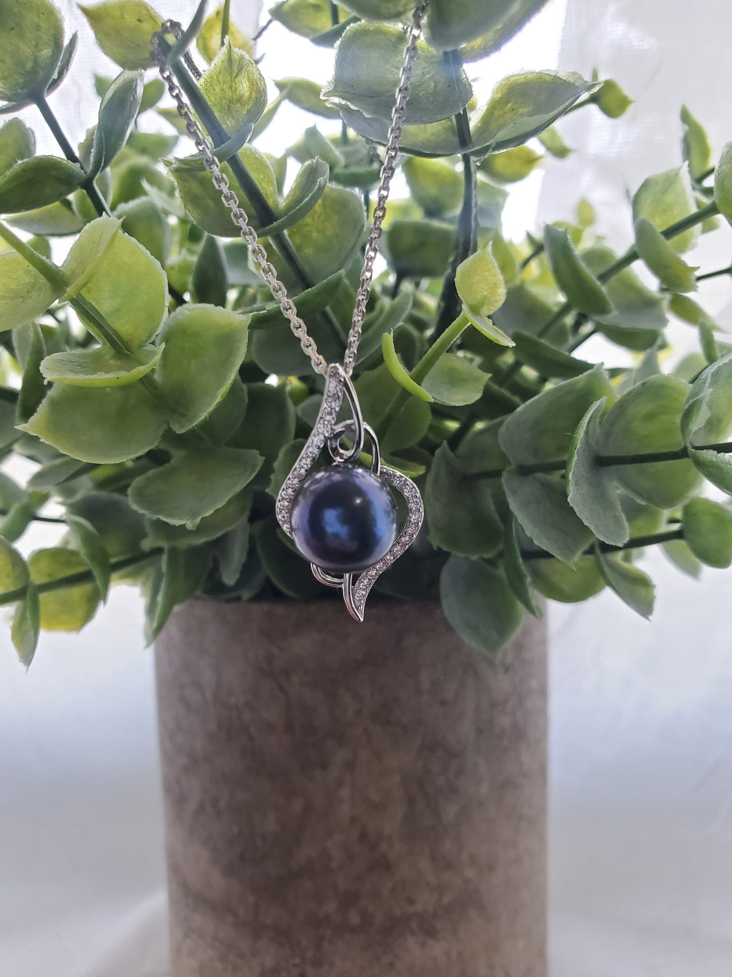 Swirl Pendant