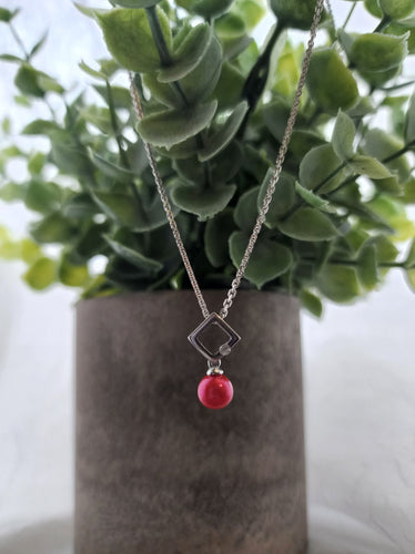 It Girl Pendant